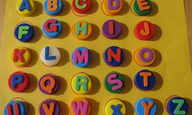 Bố mẹ thoả sức sáng tạo trò chơi hấp dẫn cho con nhờ thứ vật liệu cực dễ kiếm này